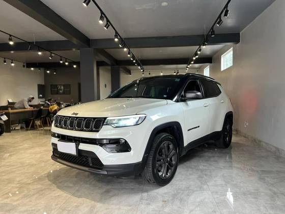 JEEP COMPASS 1.3 T270 TURBO FLEX LONGITUDE AT6